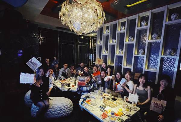 杭州钱塘区酒吧招聘气氛组专员,能赚多少钱