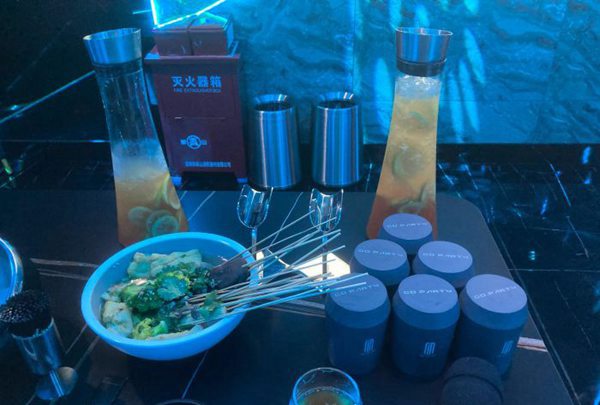 杭州临平区酒吧招聘气氛组,有没有职位上升空间