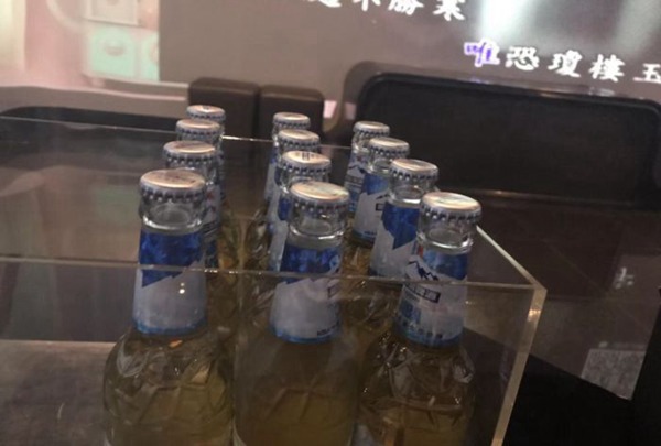 上海静安区石门二路街道附近酒吧招聘包厢气氛租,(不需要喝酒的)