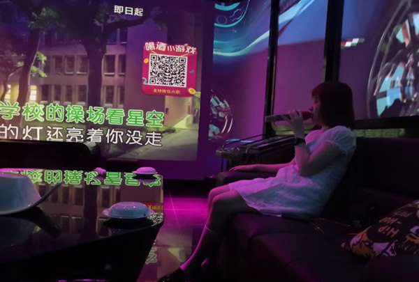 上海黄浦区半淞园路街道附近酒吧招聘包厢气氛租,(不抽台费)
