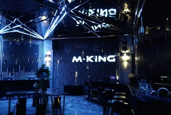 杭州新开的酒吧招聘气氛组,(夜场里的职位？)