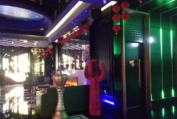 杭州临平区星桥街道附近酒吧招聘包厢气氛租,跟领队还是直招