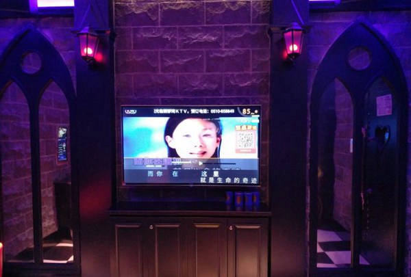 杭州知名的酒吧ktv招聘包厢陪唱,夜场KTV小费一般是给多少
