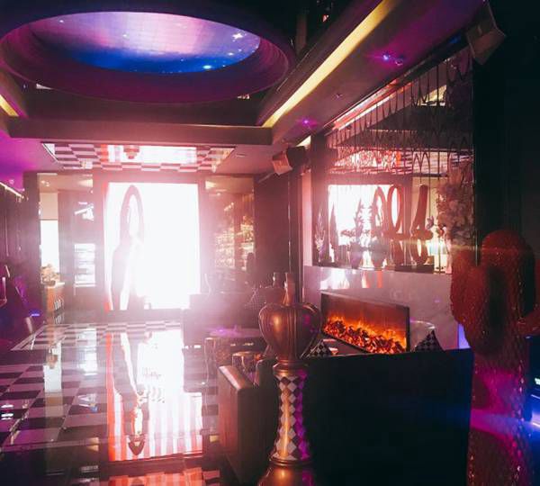 杭州余杭区仁和街道附近酒吧招聘现场DJ,上班需要喝酒吗？
