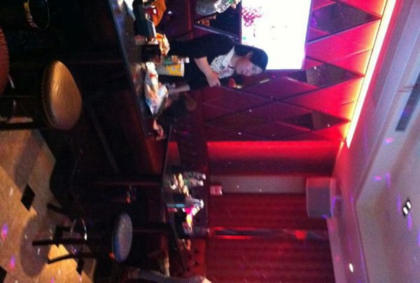 杭州西湖区转塘街道附近酒吧招聘现场DJ,一个月工资多少