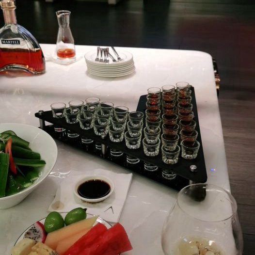 上海高级酒吧招聘酒水销售员,提升专业技能
