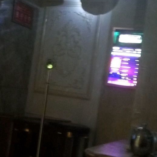 上海嘉定区菊园新区附近酒吧招聘包厢管家,过年放假吗？
