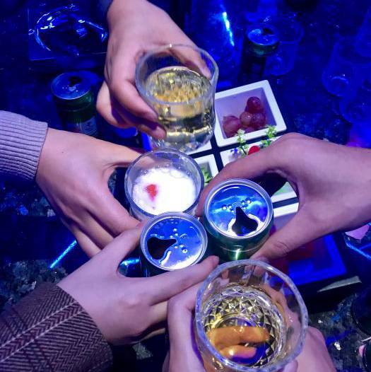 上海中档酒吧ktv招聘女招待,夜场如何吸引客人选你？
