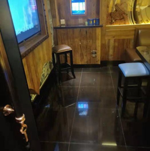 上海新开的酒吧招聘酒销队长,(夜场女人最怕什么？)